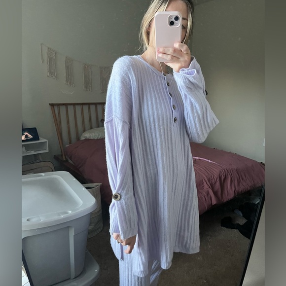 SOLD FP intimately around the clock lounge SET in lavender - Picture 2 of 7